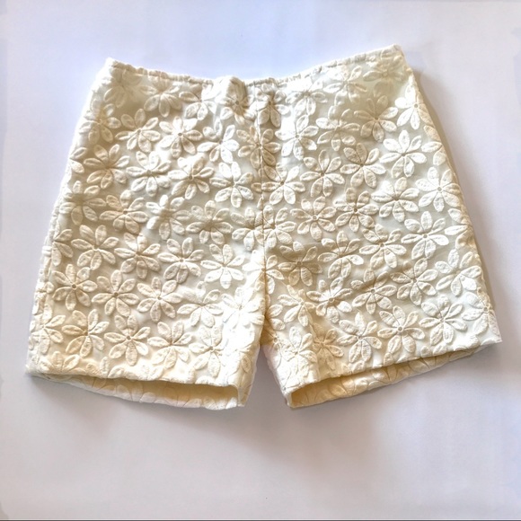 Alberto Makali Pants - Alberto Makali Floral Embroidered Ivory Shorts